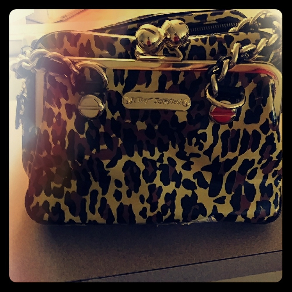 Betsey Johnson leopard Handbag!!!